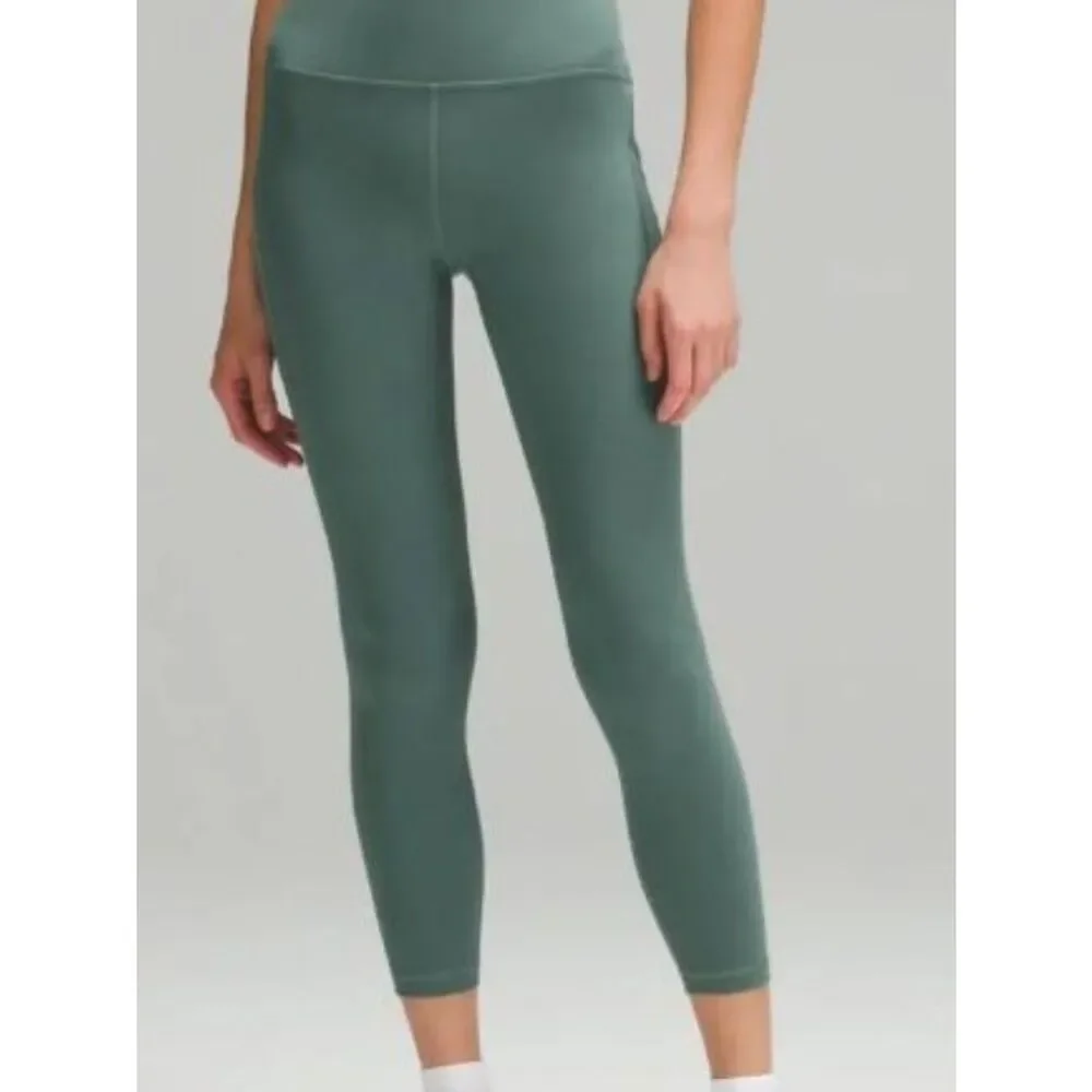 NWT lululemon Wunder Train HR Tight 25